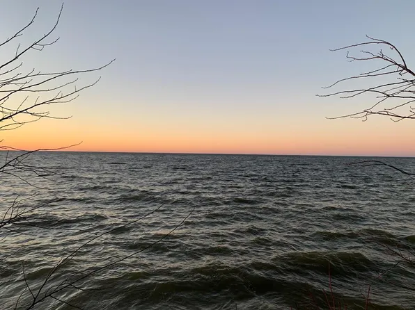 9638 Pullman Point Pl, Pullman, WI 54235