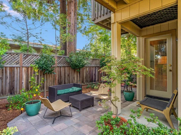 3204 Villa Lane, Napa, CA 94558