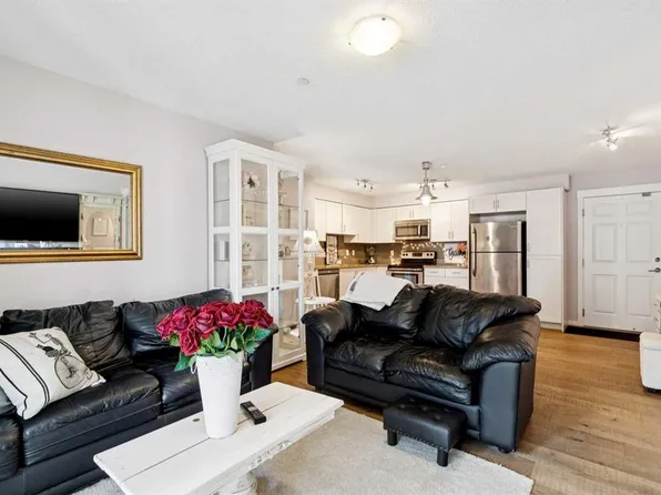 279 S Copperpond Cmn SE #3110, Calgary, AB T2Z 0S4