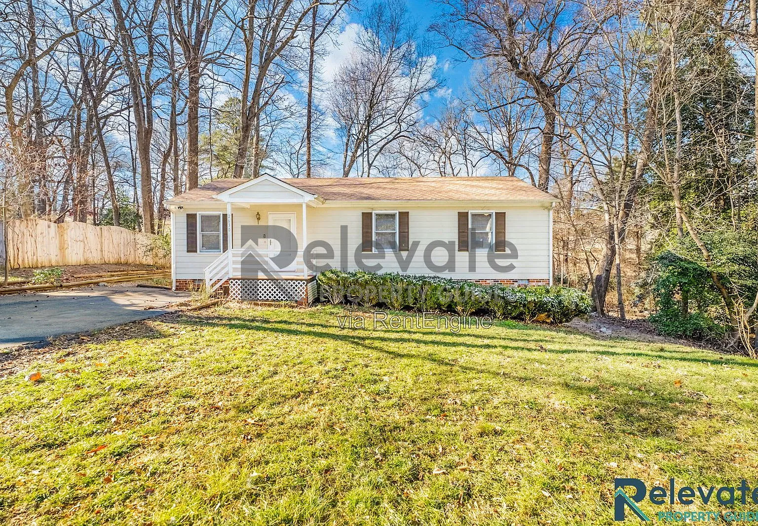 3 bed, 2.0 bath, 1166 sqft, $2,095 — Photo 1