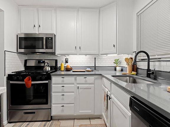 3rd image of 251 S 700 E APT 2
