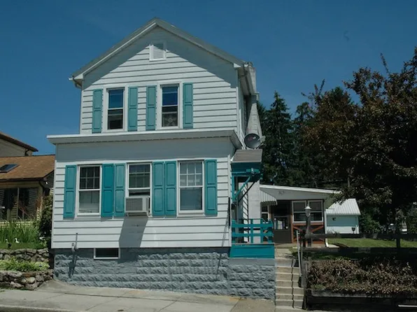 1727 Penn St, Huntingdon, PA 16652