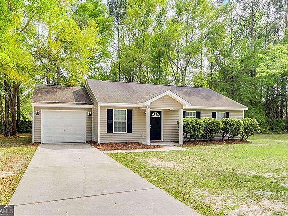 2nd image of 109 Pine Thicket Way