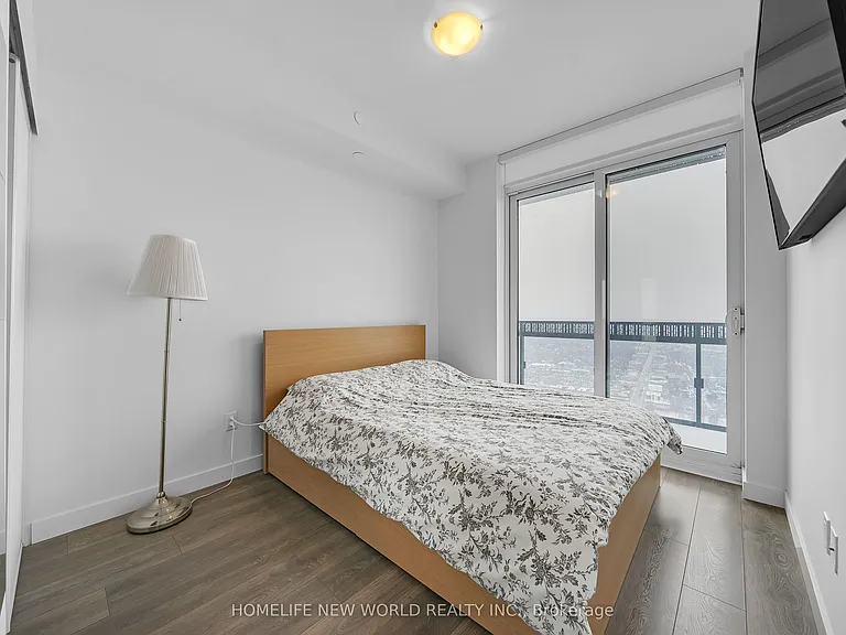 8 Eglinton Ave E #4903 — Photo 8