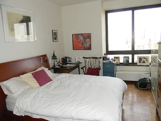 Rented by Peter Ashe | media 3