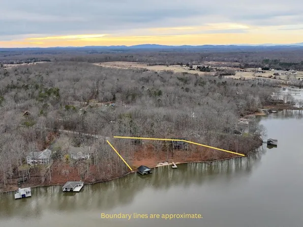 7313 Oakwood Dr, Orange, VA 22960