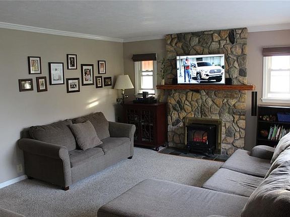 3rd image of 209 W Northview Ave