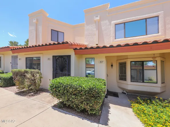 913 N Balachai Ln, Tucson, AZ 85748