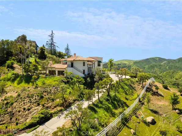 121 Saddlebow Rd, Bell Canyon, CA 91307