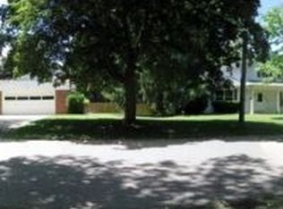 1112 Highgate Rd, Kalamazoo, MI 49006