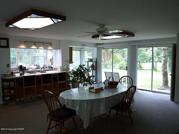 4th image of 671 Fir Dr