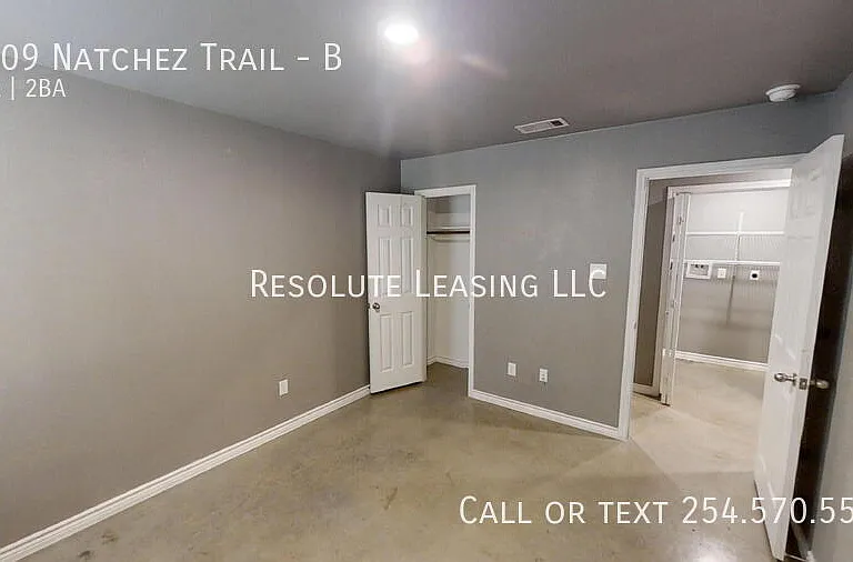 1409 Natchez Trl #B — Photo 16