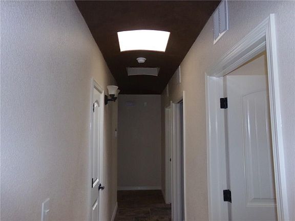 4th image of 13120 Red Cove Dr