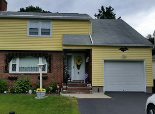 117 Meadow Rd, Syracuse, NY 13219