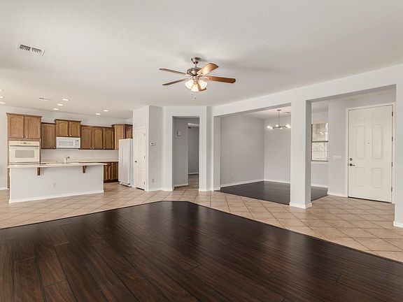 3rd image of 1495 E Tierra Ct