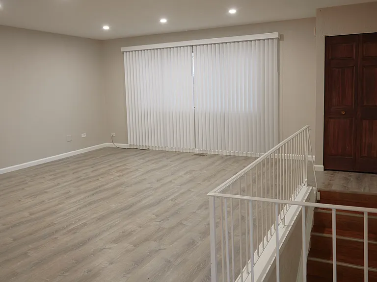 1001 Gael Dr — Photo 2