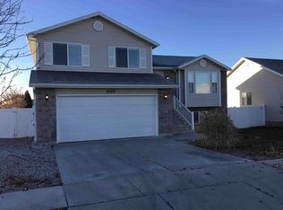 3723 W 850 S, Syracuse, UT 84075