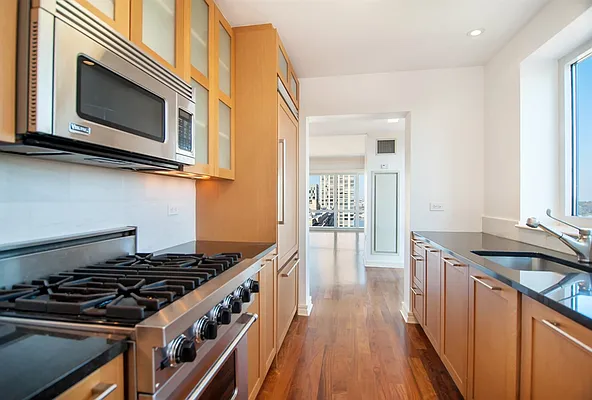 Rented by Corcoran | media 7