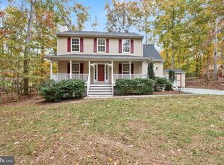 11 S Bearwood Dr, Palmyra, VA 22963