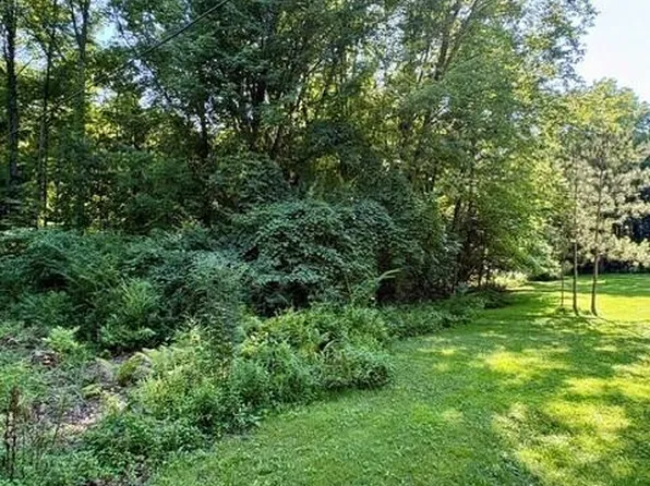 15772 E Locke Rd, Union Pier, MI 49129