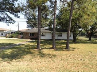 951 N Broadway St, Greenville, MS 38701