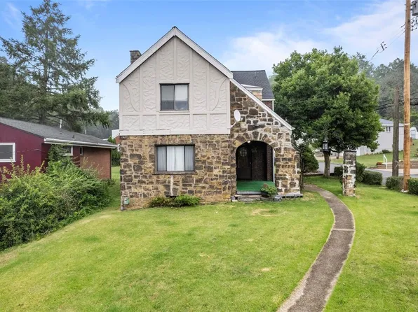 835 Charles St, Carnegie, PA 15106