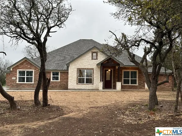 425 County Road 3153, Kempner, TX 76539