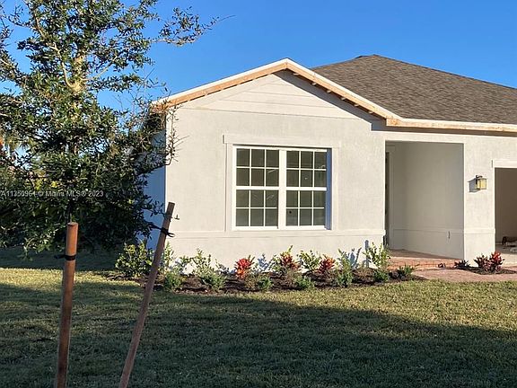 3rd image of 6078 Sequoia Cir