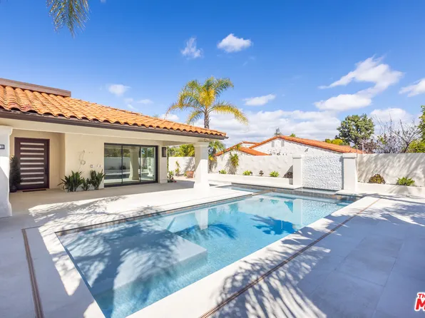 4321 Park Corona, Calabasas, CA 91302