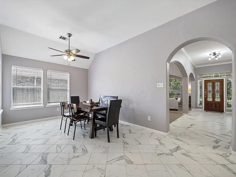 5918 Amherst Ct — Photo 6