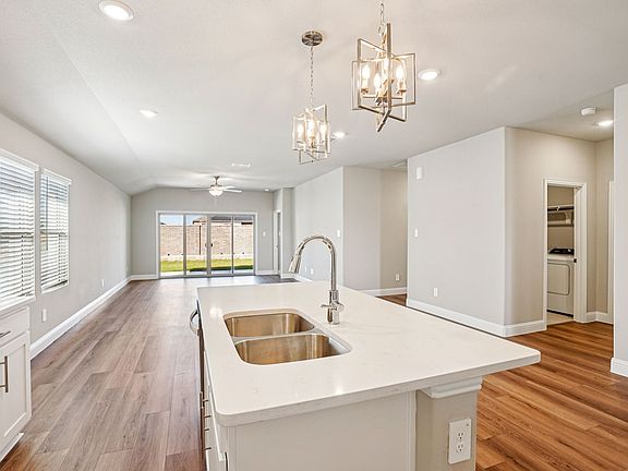 7th image of this home