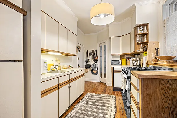 Rented by Corcoran | media 6