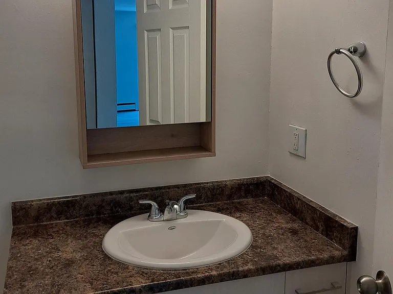 2541 Dingwall St #201 — Photo 14