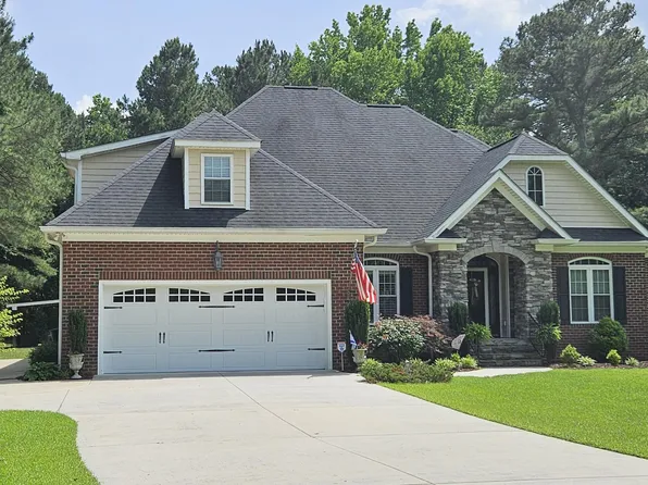 112 Heritage Place, Clinton, NC 28328