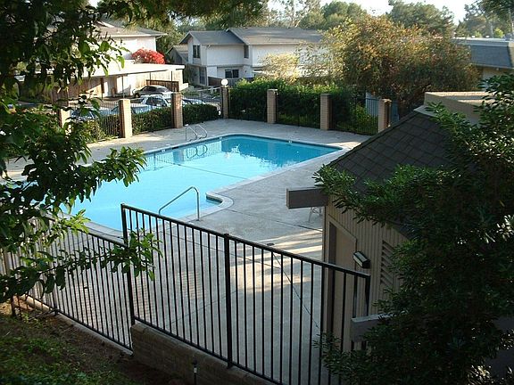 1-minute to pool