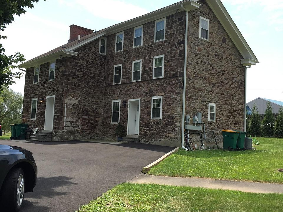 1st image of 12 Old Frost Ln #B
