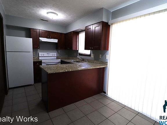 3rd image of 3135 Orchard St #1