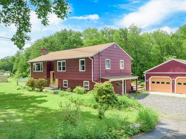 53 Maplecrest Drive, Guilford, CT 06437