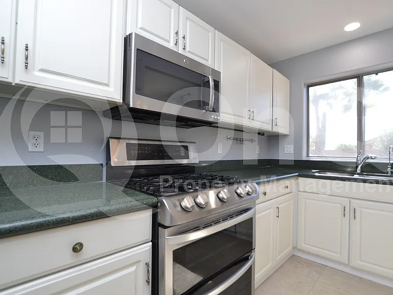 9711 E Palm Ridge Dr — Photo 16