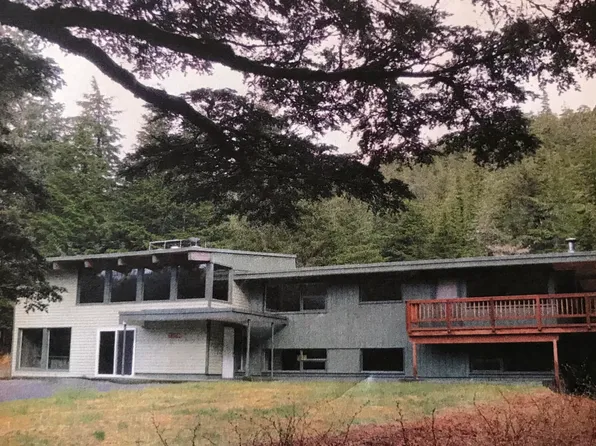 1215 Lake Ave, Cordova, AK 99574