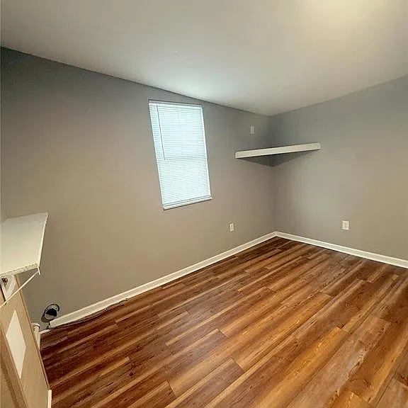 511 E Beckemeyer Ave — Photo 11