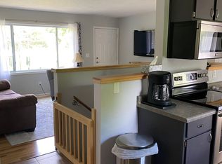 10511 Thiel Rd, Traverse City, MI 49685