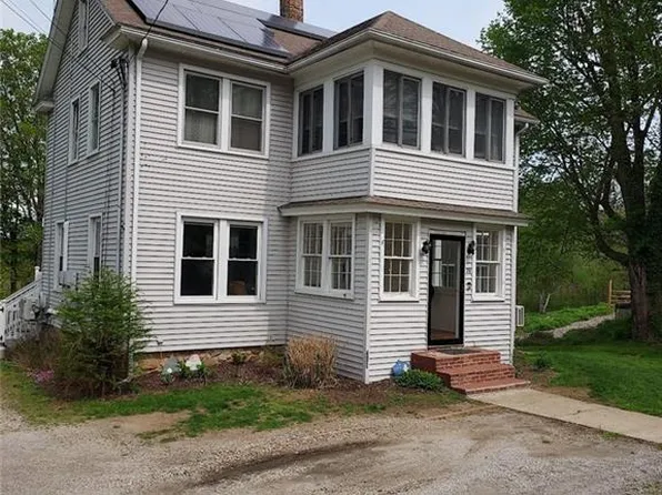 26 Middlesex Avenue, Chester, CT 06412