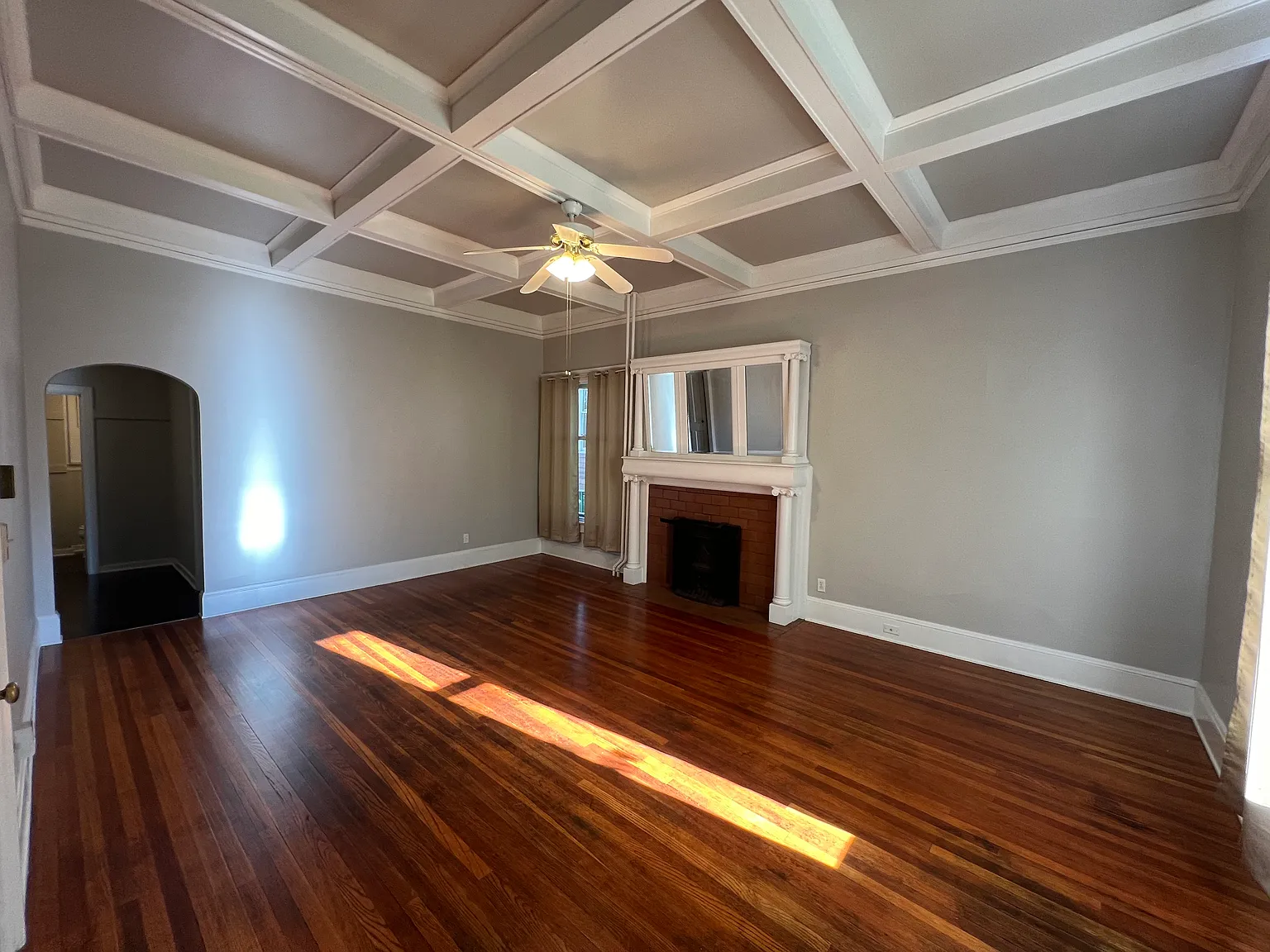 1 bed, 650 sqft, $1,300 — Photo 3