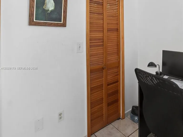 5274 SW 145th Ave — Photo 21