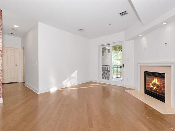 4th image of 257 Central Ave APT 1-E