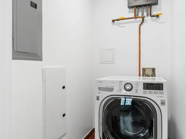 42-60 Crescent Street image 20 of 28