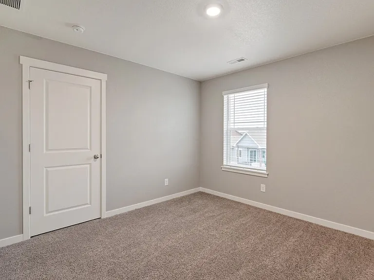 3915 Rock Creek Dr #15B — Photo 9