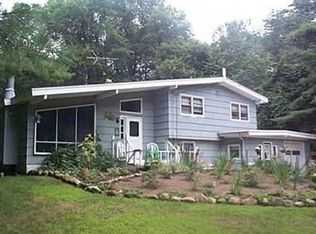 509 Rockland Rd, Scituate, RI 02857