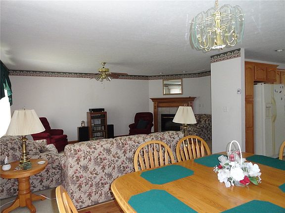 5th image of 1638 N Nieman Dr